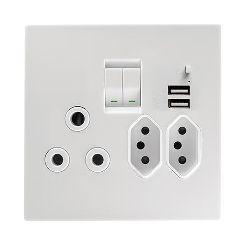 Crabtree Topaz Usb Combination Socket