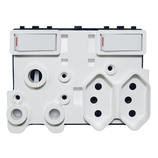 Crabtree Classic Combo Switched Monoblock Socket for Extension Reels - Enhanced Safety