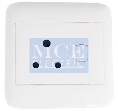 4X4 Single Switched Socket Onp4001