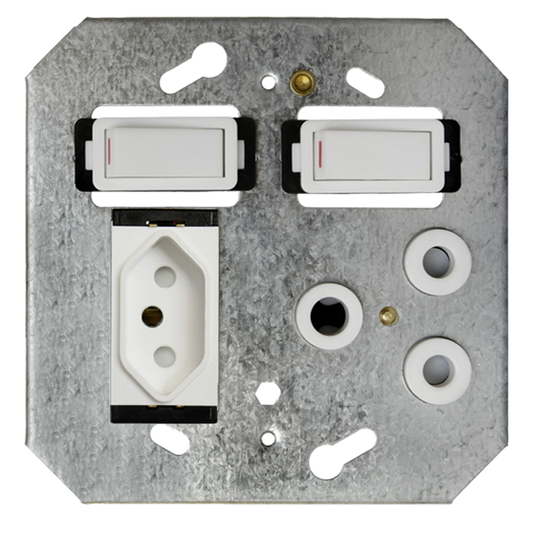 Crabtree Classic Combination Switched Socket (1×164-1, 1×164-2) on Yoke