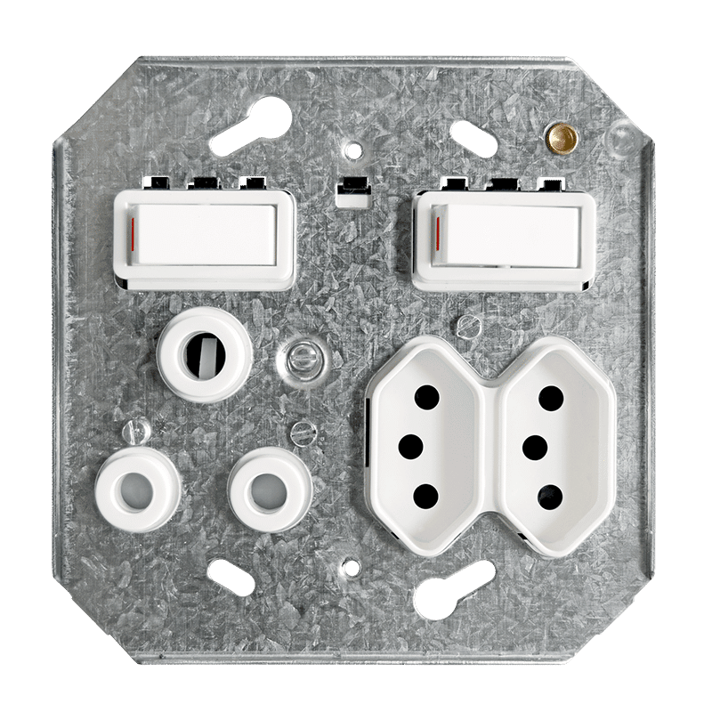 Crabtree Classic Combination Socket without Coverplate, 4x4, Flush Mount, White Finish