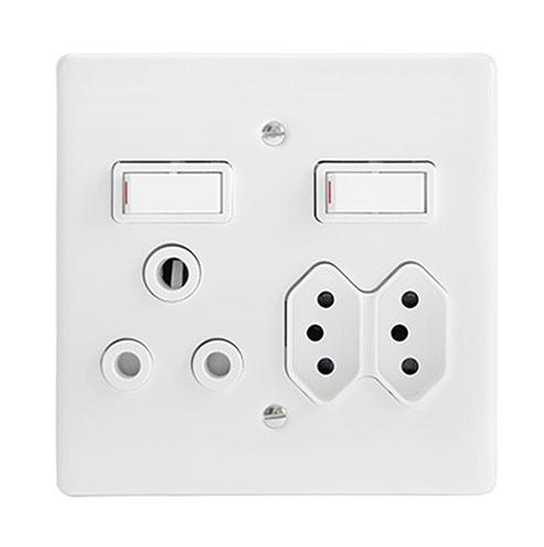 Crabtree Classic Rsa Socket With 2 X Slimline Sockets