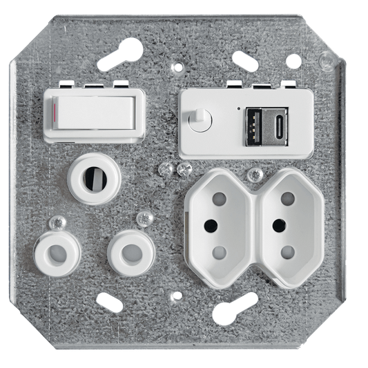 Crabtree Classic USB "A+C" 16A Combo Socket + Yoke 5V (3.1A)