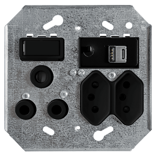 Crabtree Classic USB A+C 16A Combo Socket with Yoke 5V (3.1A)