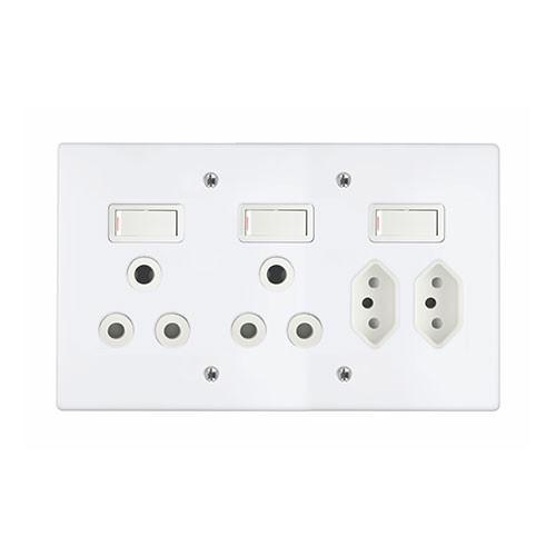 Crabtree Classic Quattro Socket 2×164-1 & 2×164-2 with Coverplate