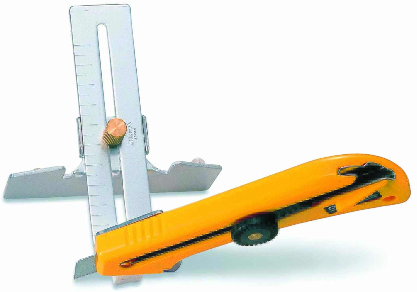Olfa Heavy Duty Ctr With Adj Cutting Guide  & Staple Remover