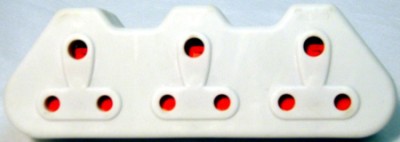 Plug Adaptor 3X16A 3 Pin Plug In R20