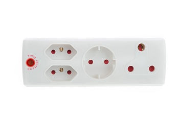 Adaptor 1X16A+2X5A+1Xsk Surge E/Mate