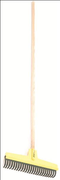 Rake Rubber C/W Handle Lasher Fg00040