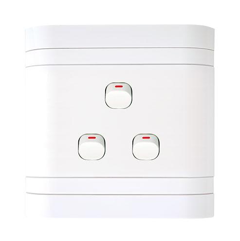 Lesco Cover Strip 3 Lever, 2 Way Switch - Square