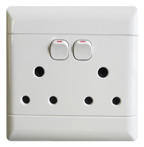 MR ELECTRIC DOUBLE SWITCH SOCKET 4X4