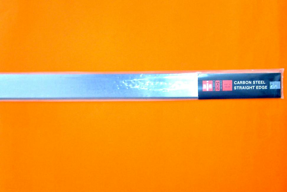 Straight Edge Carb.Steel 1 Mtr