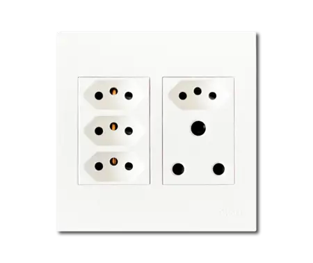 4 x 4 Unswitched Sockets