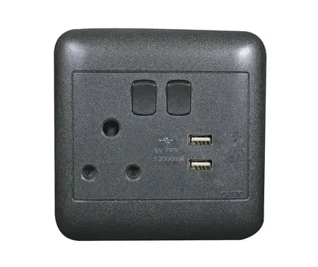 4X4 Black Switched Socket+ 2 Usb Socket
