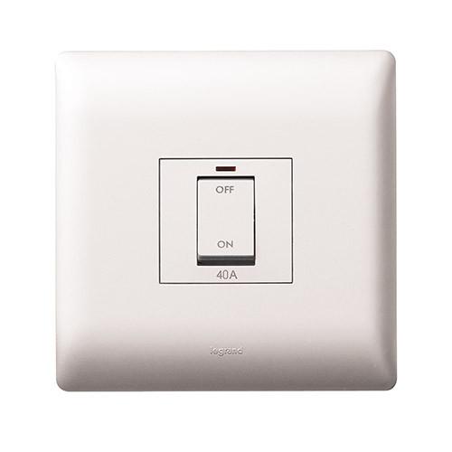 Legrand Ysalis 40A Isolator Switch - White