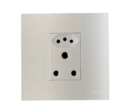 4 x 4 Unswitched Sockets