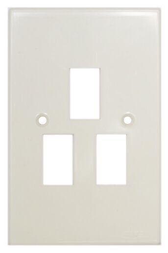 Titan 4x2 White Plastic 3 Lever Switch Cover Plate