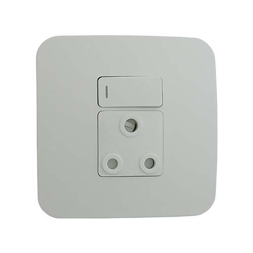 Veti 1 Single Switched Socket Outlet 100 X 100Mm - White Modules