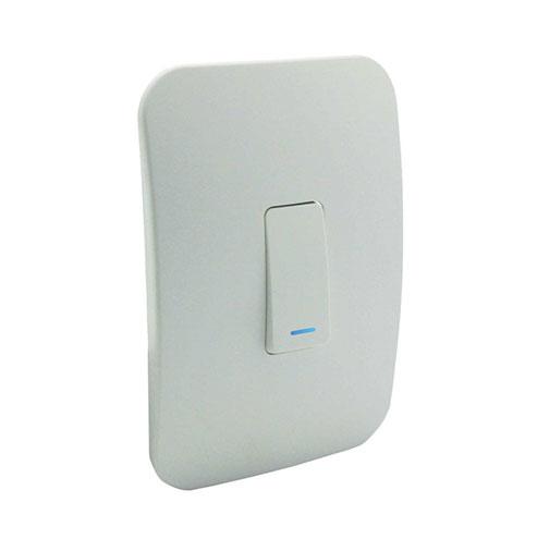 Veti 1 One Lever One-Way Light Switch With Locator - White Module