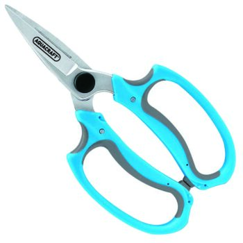 ERGONOMIC DESIGNED HANDLE WITH SOFT COMPONETS