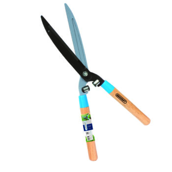 EFFICIENT AND COMFOTABLE HEDGE SHEAR CUTTING DUE TO STURDY BLADES AND ERGONOMIC WOODEN HANDLE