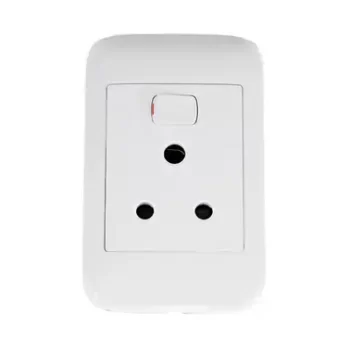 4X2 Single Switched Socket(Vertical)